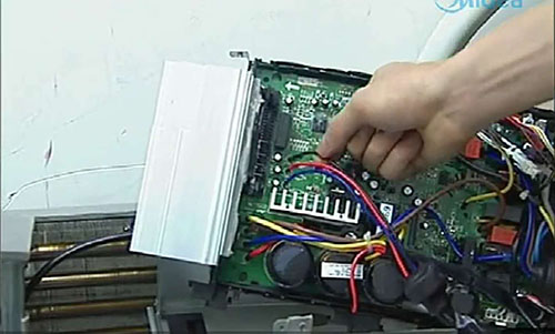 保靖美的空调电话是多少